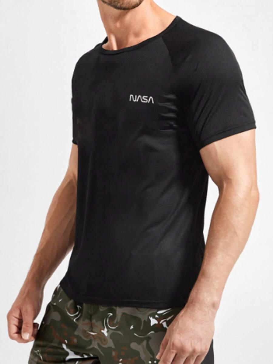 Franela Manga Corta de Hombre color Negro /Estampado Nasa