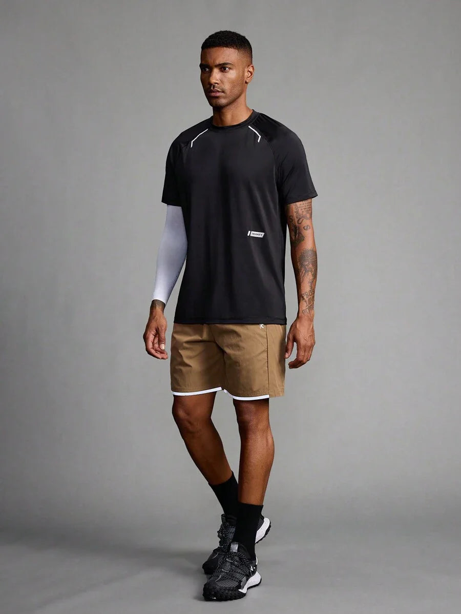 Franela Holgada de Hombre color Negro /Detalles Blancos