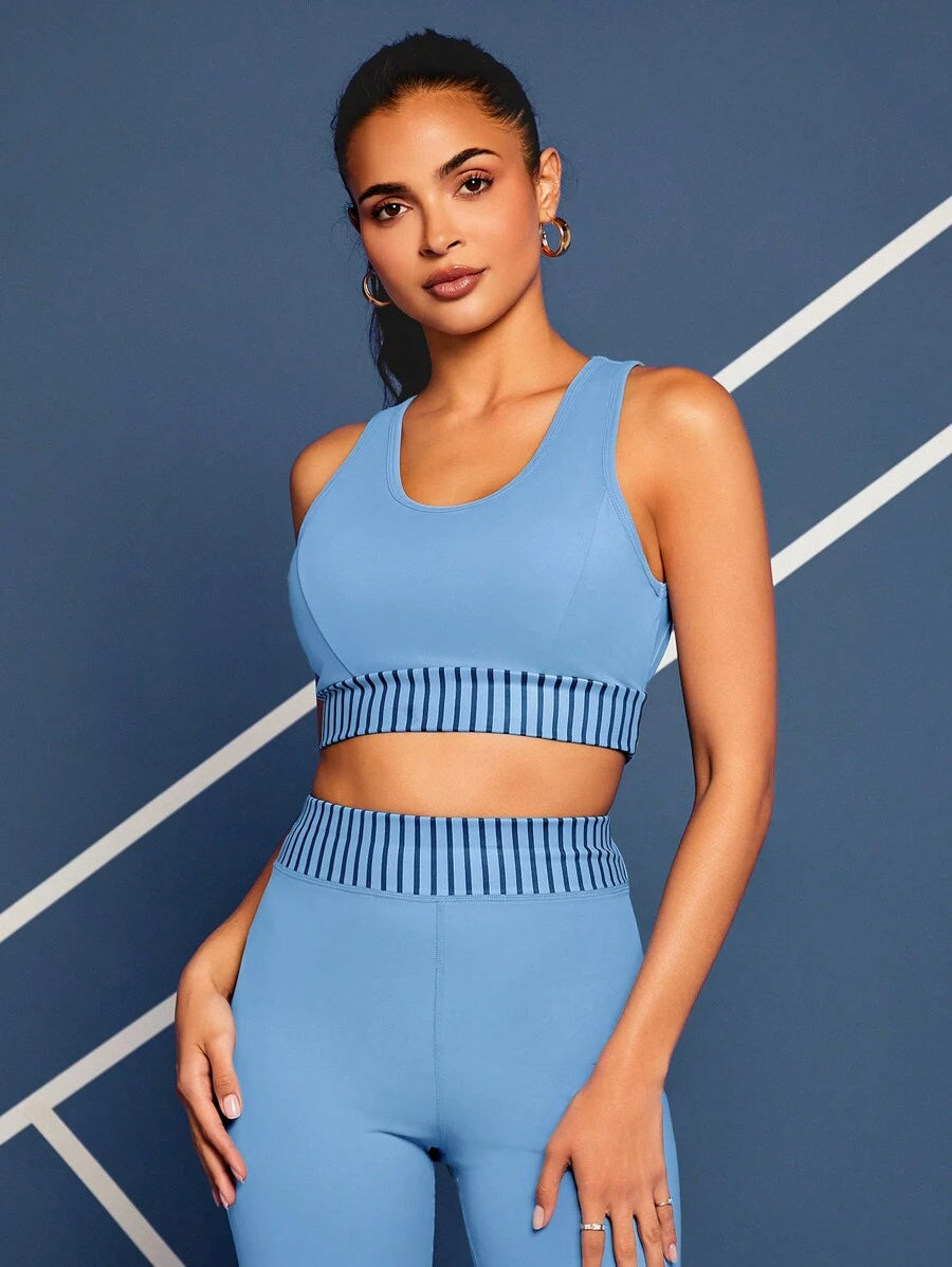 Top de Mujer color Azul claro /espalda abierta, borde a rayas
